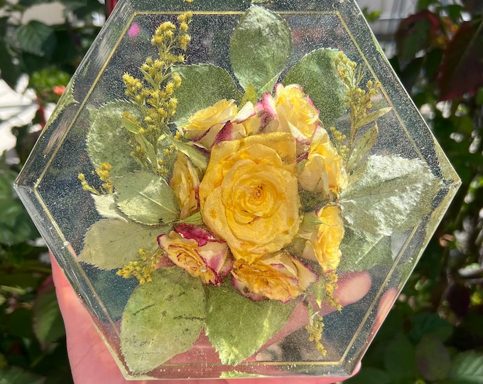 Yellow / Pink Roses Large Hexagon 3D Resin Block