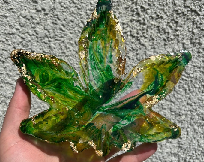 Green and Gold Weed Leaf Resin Ashtray