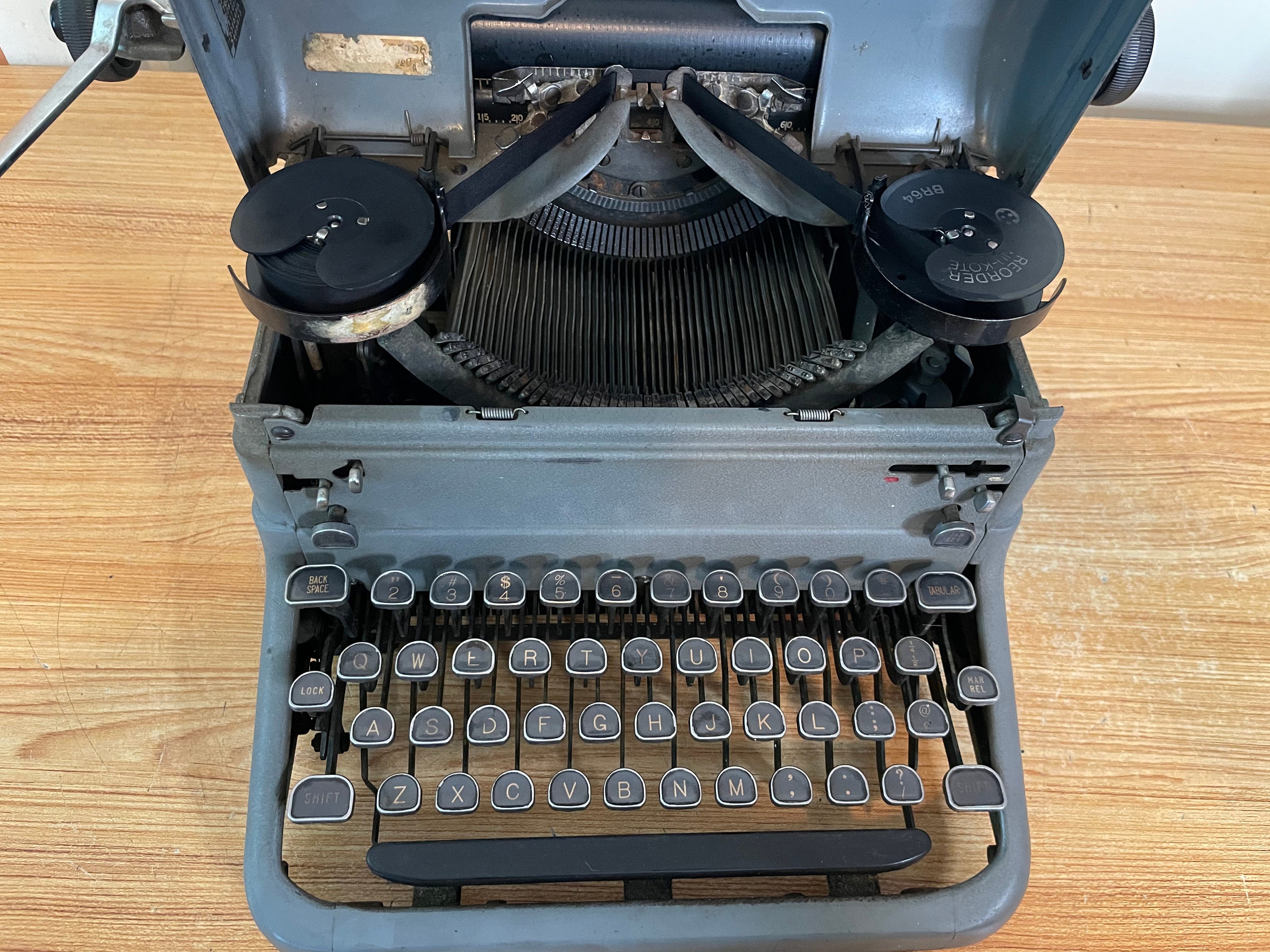 1951 Vintage Royal KMG Desktop Typewriter Working w New Ink Etsy