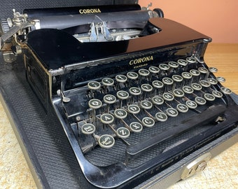 1938 Corona Standard Working Glossy Black Flat top Typewriter w New Ink & Case