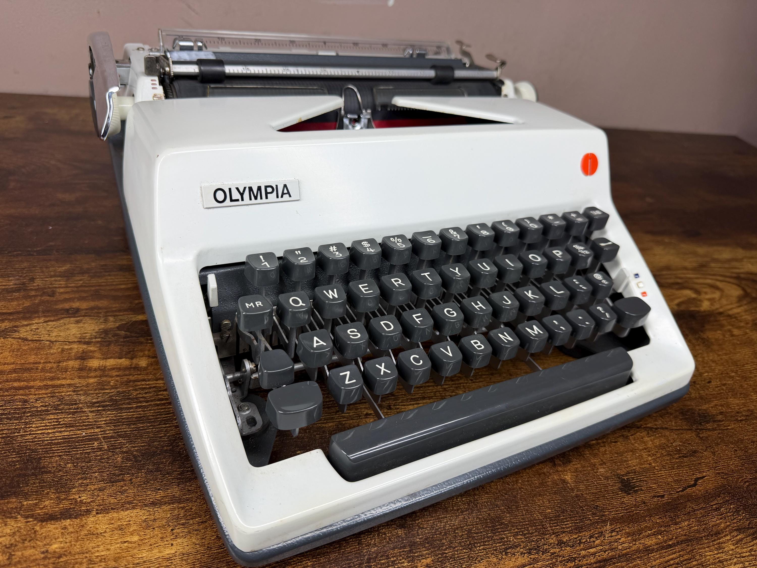 Olympia typewriter - Etsy 日本
