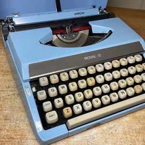 Royal Arrow Working Vintage Portable Typewriter w New Ink