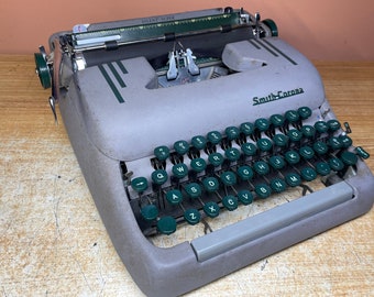 1953 Smith-Corona Silent-Super Working Vintage Portable Typewriter w New Ink