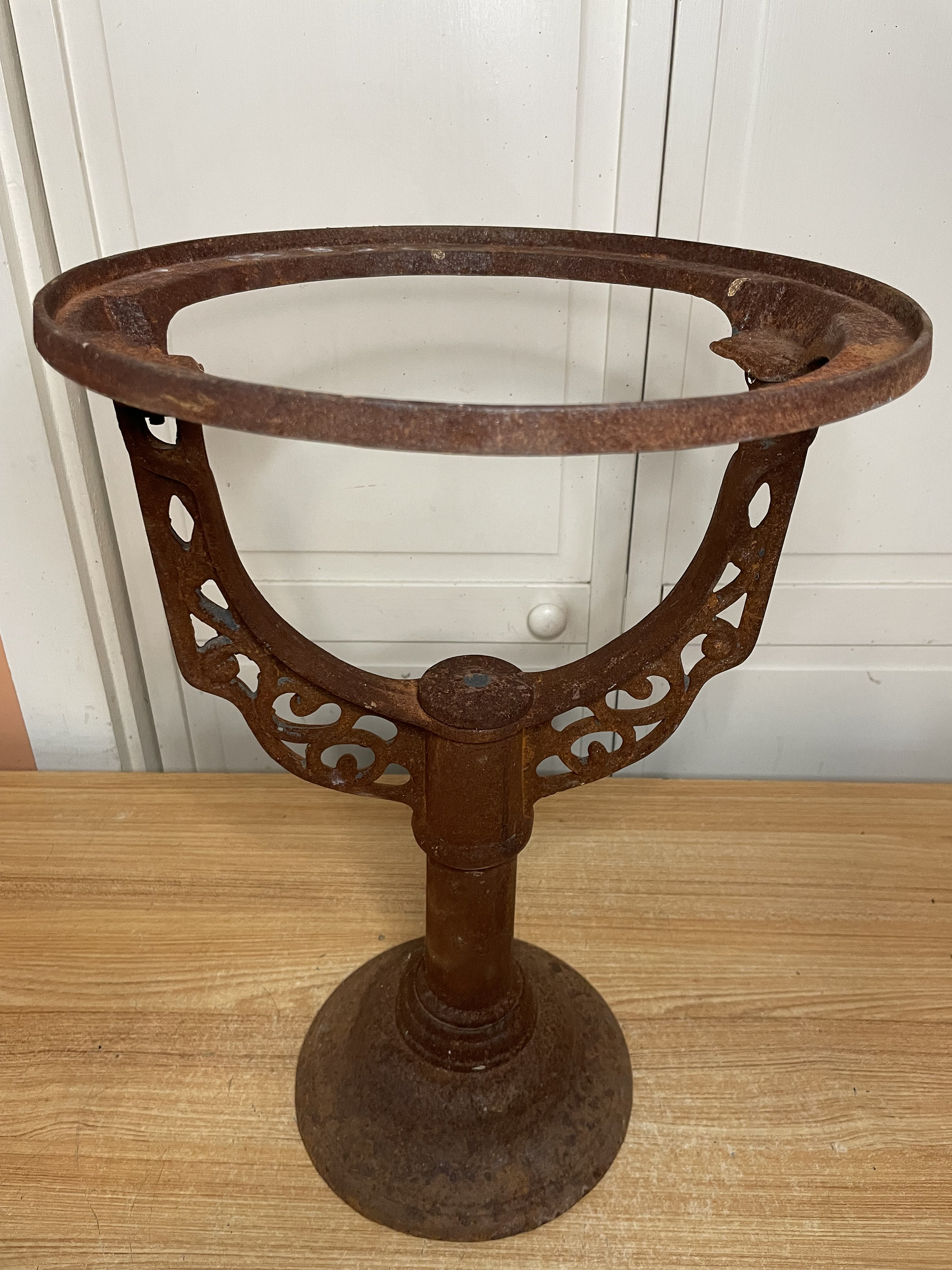 Antique Cast Iron Water Tank Stand Etsy