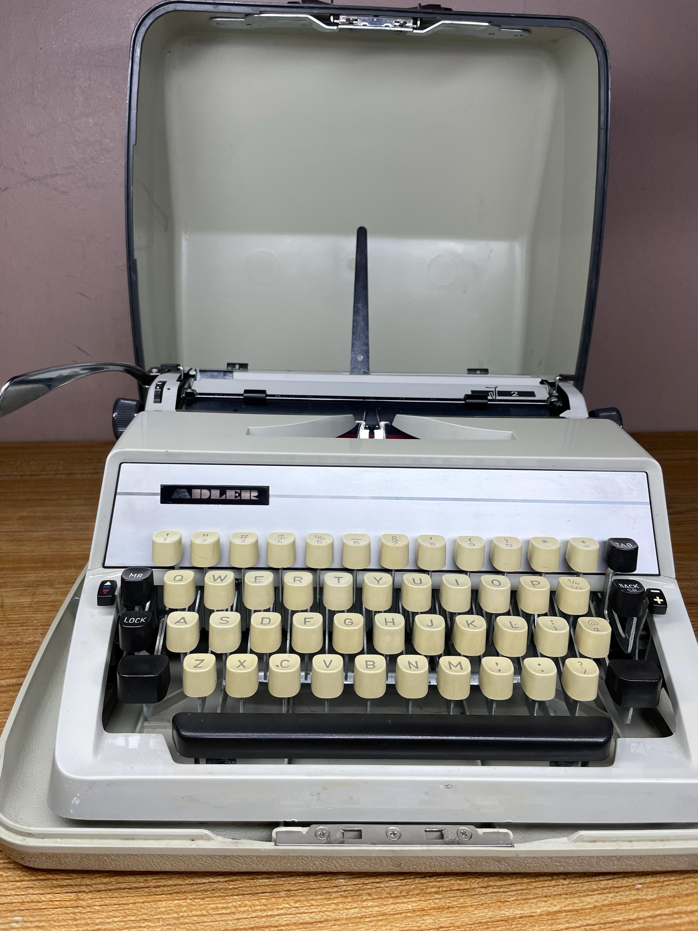 素晴らしい！1972年製 Adler J2 整備済み フル機能 ヴィンテージ