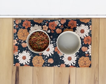 Floral Dog Bowl Mat: Absorbent, Nonslip Pet Placemat, Machine Washable Rug