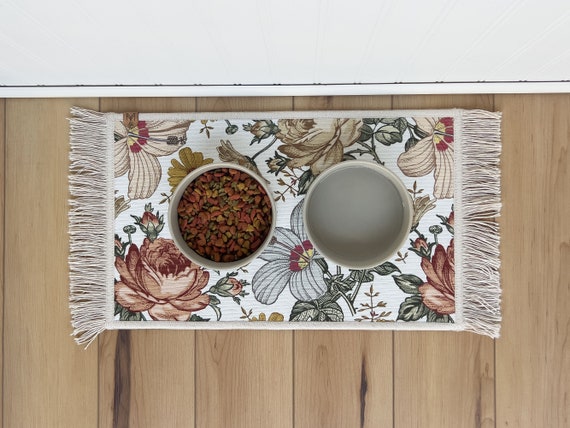 Floral Pet Bowl Mat, Boho Fringe Dog Placemat, Nonslip Rug Material