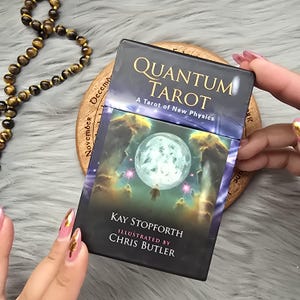 Quantum Tarot A Tarot of New Physics van Kay Stopforth, tarotdeck van 78 kaarten met bijbehorende gids en doos - GEBRUIKT