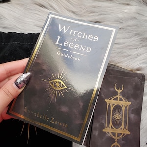 Bruxas da Lenda por Annabelle Lewis, baralho de 34 cartas com guia complementar e bolsa - USADO