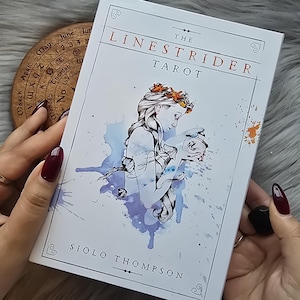 The Linestrider Tarot di Siolo Thompson, mazzo di tarocchi da 78 carte con guida e scatola di accompagnamento - USATO