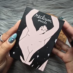 Reclaim Oracle de Marion C. Vasquez, baraja de 88 cartas con guía complementaria y caja original - USADA