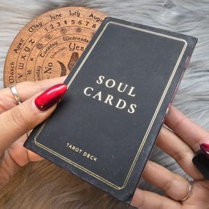 Soul Cards Black van Kristine Fredheim Corina Nika, tarotdeck van 78 kaarten met originele doos, geen gids - GEBRUIKT