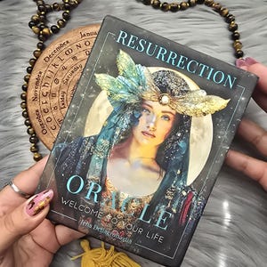 Oráculo de la Resurrección Bienvenido a tu vida de Jena Dellagrottaglia, baraja de 36 cartas con guía complementaria y caja original - USADO