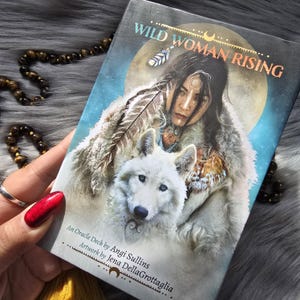 Wild Woman Rising van Angi Sullins, 44 kaartendeck met bijbehorende gids en originele doos - GEBRUIKT