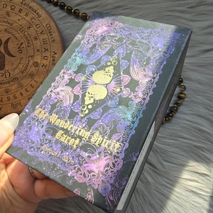 The Wondering Spirit Tarot van Haenuli Shin, tarotdeck van 78 kaarten met begeleidende gids en doos - GEBRUIKT