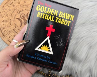 Tarot Divinatoire - Jeu de cartes - Le nouveau Jeu de la Main