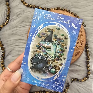 Boo Tarot van Celia Melesville, tarotdeck van 81 kaarten met bijbehorende gids en doos - GEBRUIKT