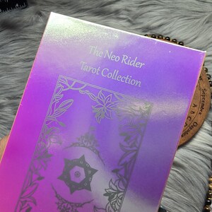 Coleção Neo Rider Tarot, baralho de tarô de 78 cartas com guia e caixa - USADO