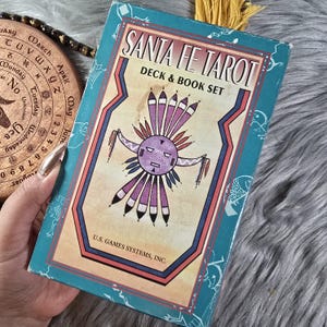 Juego de baraja y libro de tarot de Santa Fe 1996 de Holly Huber y Tracy LeCocq, baraja de tarot de 78 cartas con guía complementaria y caja - USADO