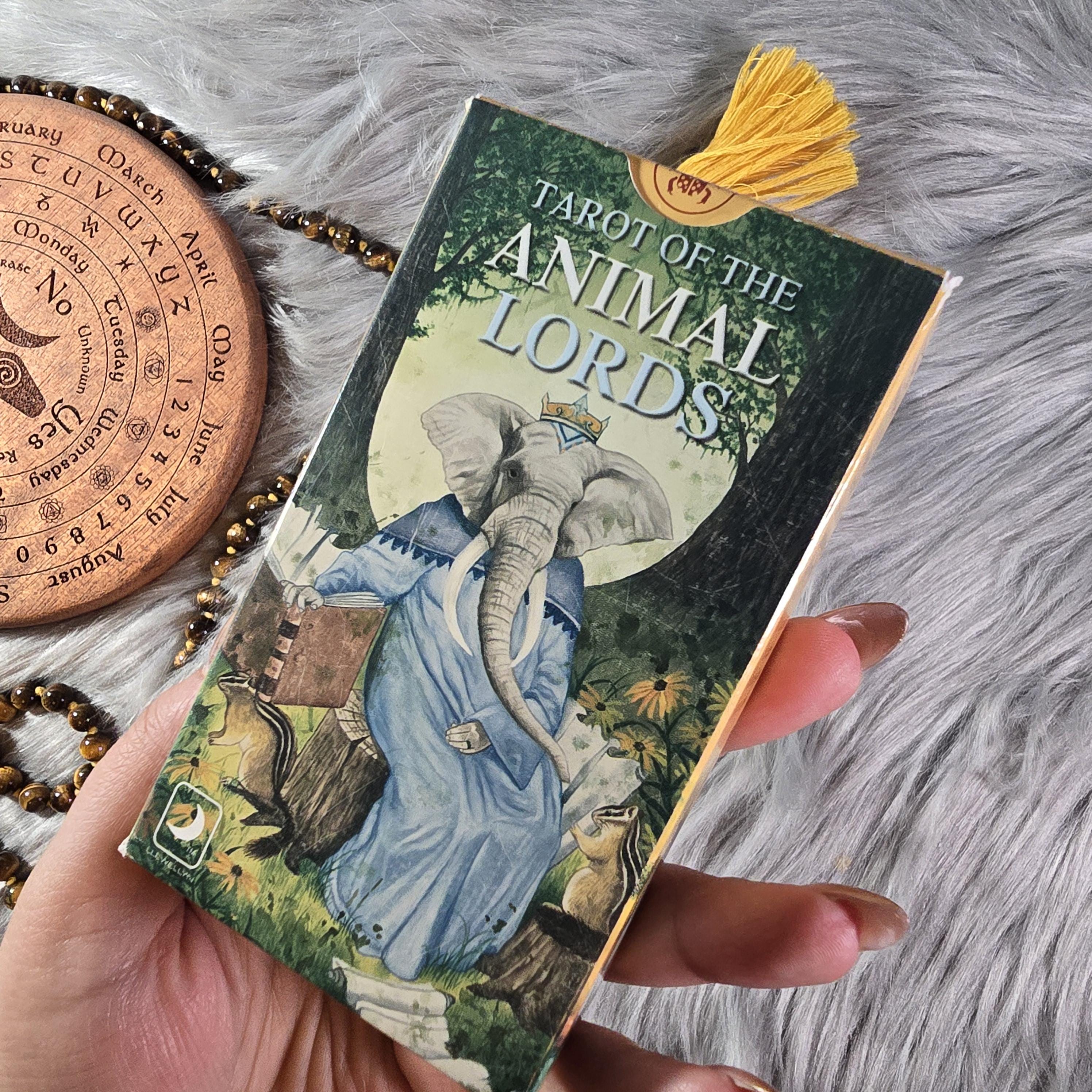 新品TAROT OF THE ANIMAL LORDSタロット＊ オラクルカード