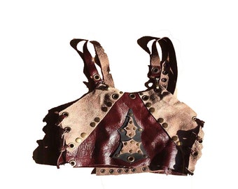 Upcycled Leder Body Top - Beige und Rot, Handgemachte Verzierung