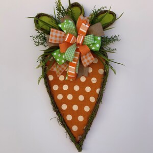 Burlap Carrot Easter Wreath,  Carrot Door Hanger, Front Door Wreath