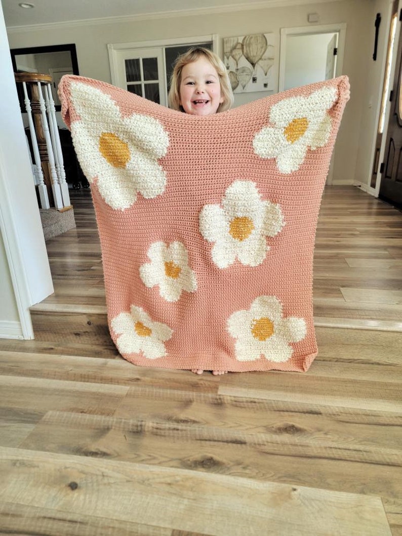 Daisy Crochet Blanket Pattern: Strawberry Flower Afghan (PDF Pattern)