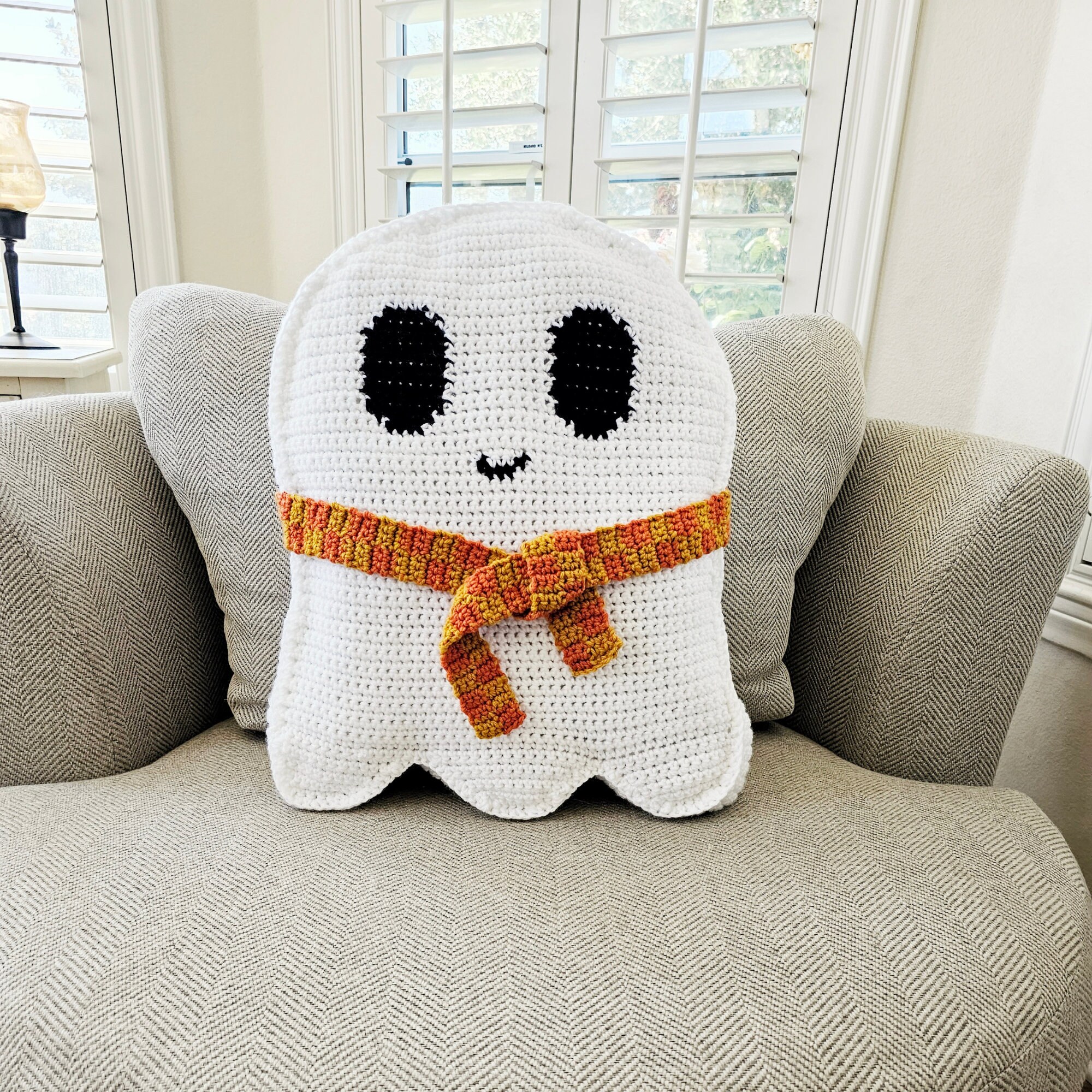 DIY Latch Hook Pillow Kit – Halloween Ghost & Witch Hat Pattern, 17x17 Inch Craft For Beginners