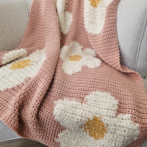 Daisy Crochet Blanket Pattern: Strawberry Flower Afghan (PDF Pattern)