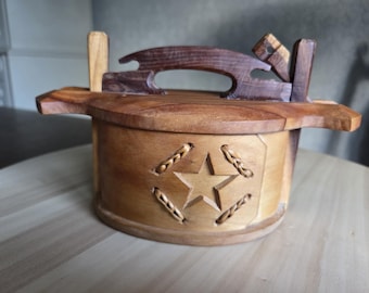 Ręcznie robione szwedzkie pudełko Svepask / drewniane pudełko – sygnowane i unikatowe, vintage RETRO – darmowa wysyłka
