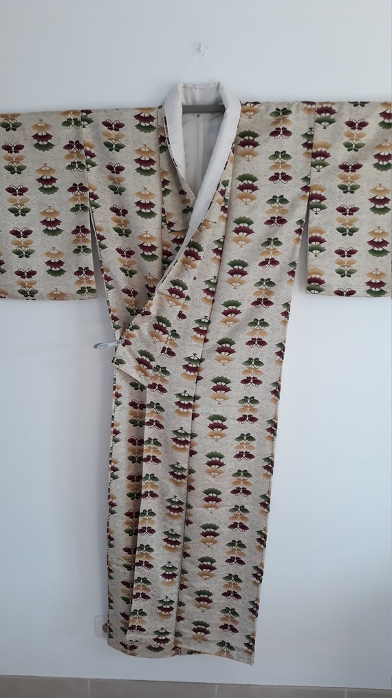 Antique Secondhand Vintage Japanese Kimono Beige Silk