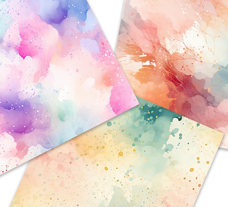 Op de afbeelding: Drie vellen aquarelpapier met abstracte ontwerpen. Het eerste vel heeft een roze, paarse en blauwe aquarelontwerp. Het tweede vel heeft een perzikkleurige, oranje en rode aquarelontwerp. Het derde vel heeft een gele, groene en blauwe aquarelontwerp.