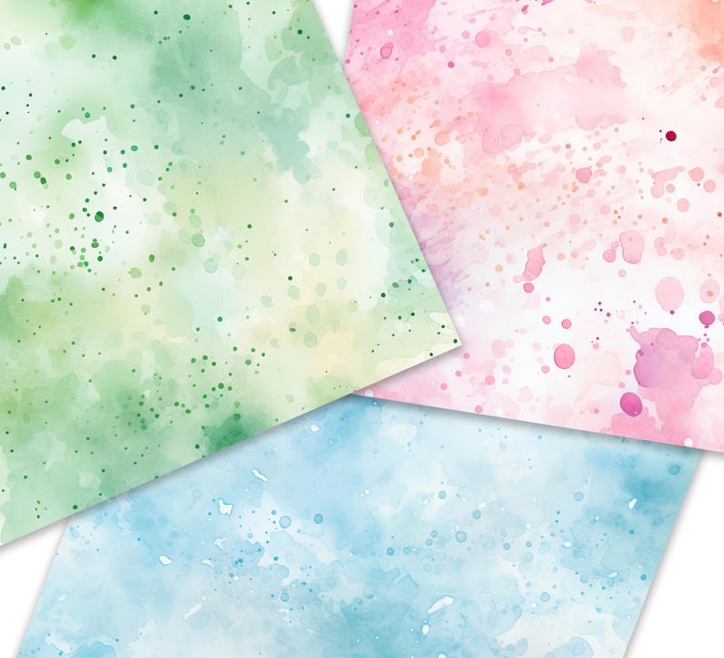 Op de afbeelding: Drie vellen aquarelpapier met abstracte splatterpatronen in tinten van groen, roze en blauw.