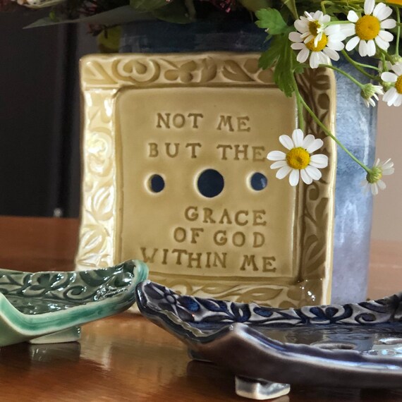 SOAP DISH / Draining Soap Dish / Choose from 7 Different Phrases and 3 Different Colors / Handmade Ceramic