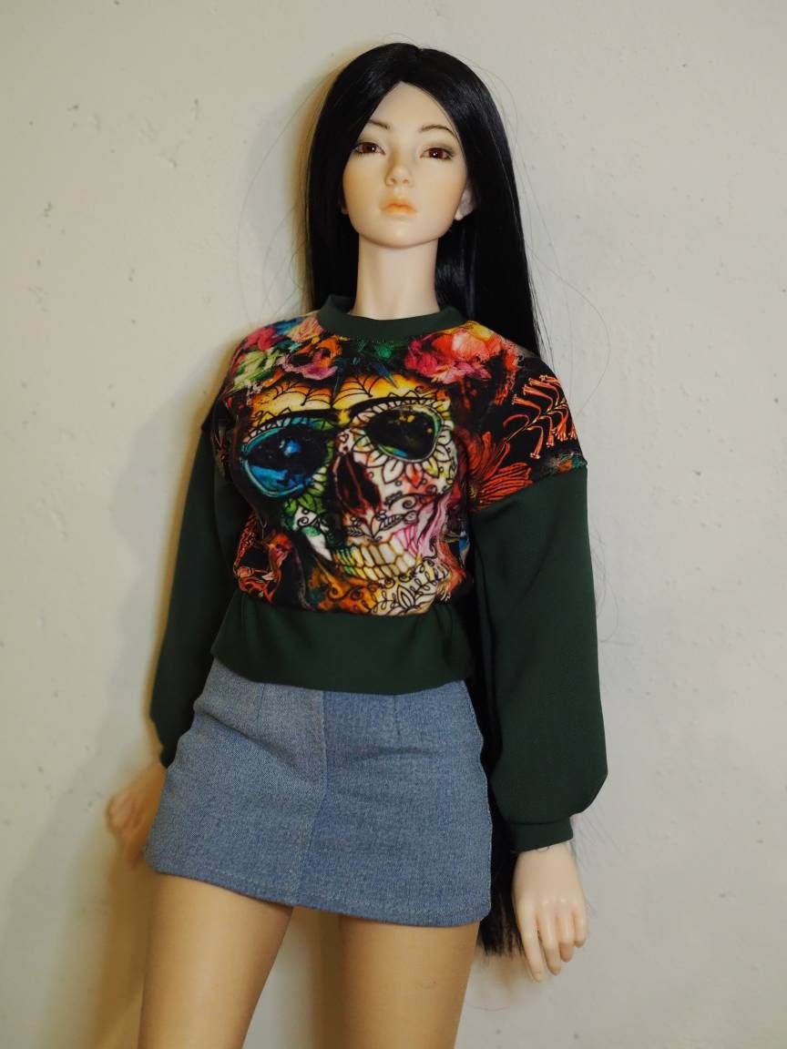BJD sid, eid, hid size Halloween jumper.