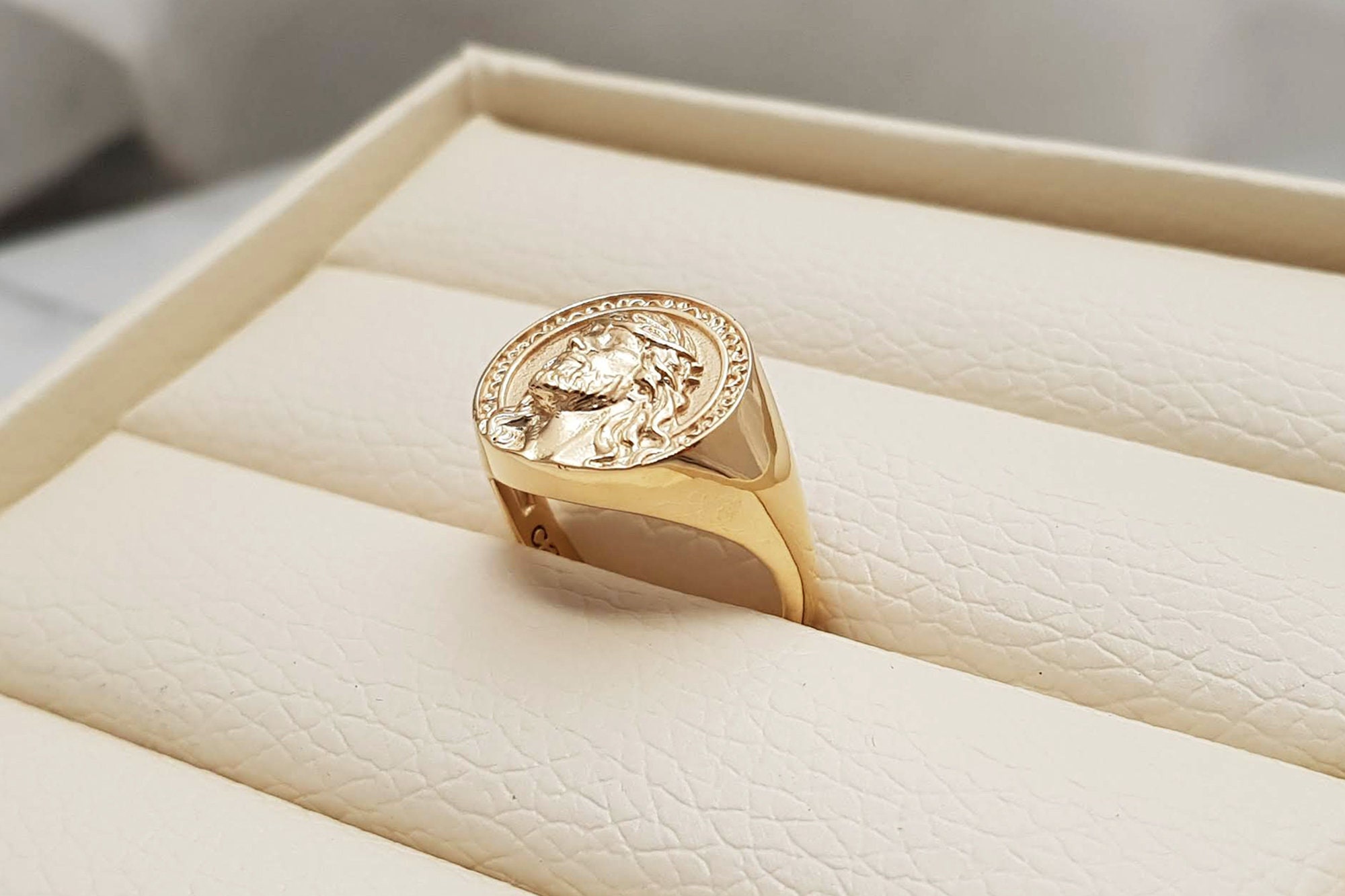 18k 14k Gold Jesus Ring Mens Ring Gold Catholic Gold Ring Etsy