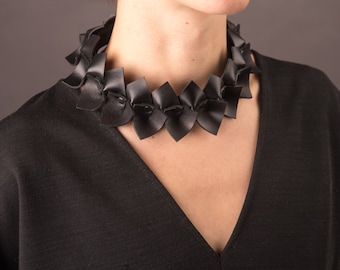 Avant Garde Leather Necklace: Snap Closure Neck Accessory