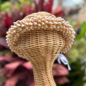 da Hawaiian Store Genuine Cowry Cowrie Shell Rosettes, Lei or Haku Headband