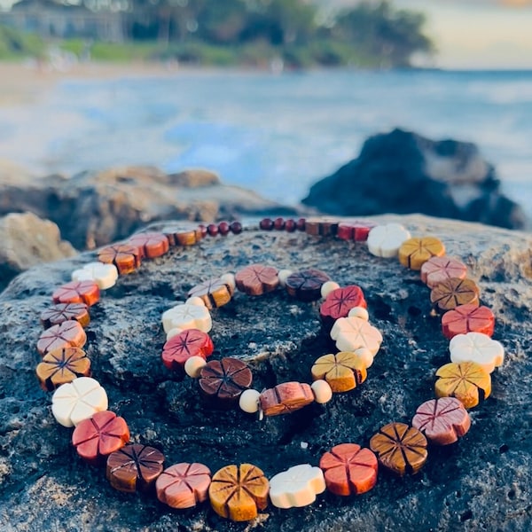 da Hawaiian Store Handmade Wooden Plumeria Bead Jewelry (Choker or Bracelet)