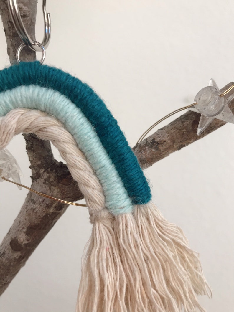 Riptide macrame keychain