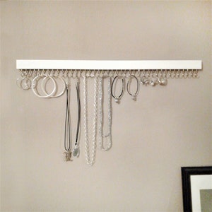 Necklace holder wall mount jewelry storage rack hanger jewlery organizer hanging shelf with hooks wooden display jewlery. organizer