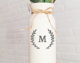 Pottery anniversary gift vase personalized, custom flower monogrammed ivory vase, 9th anniversary personalise
