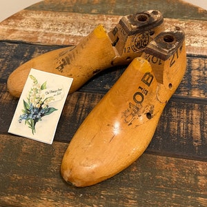 Vintage Morton Last Wooden Child&#39;s Shoe Forms, Americana Cobbler Shoemaker Tools, Antique Shoemaking Hardwood Kids Mold Primitive Home Decor