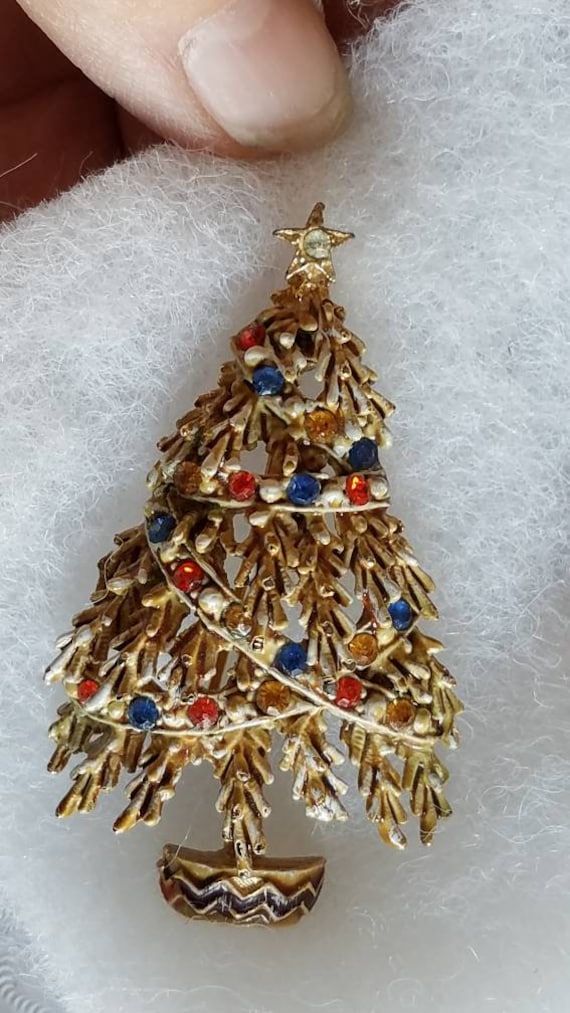 ART Vintage Frosted Christmas Tree Brooch Pin Rhi… - image 1