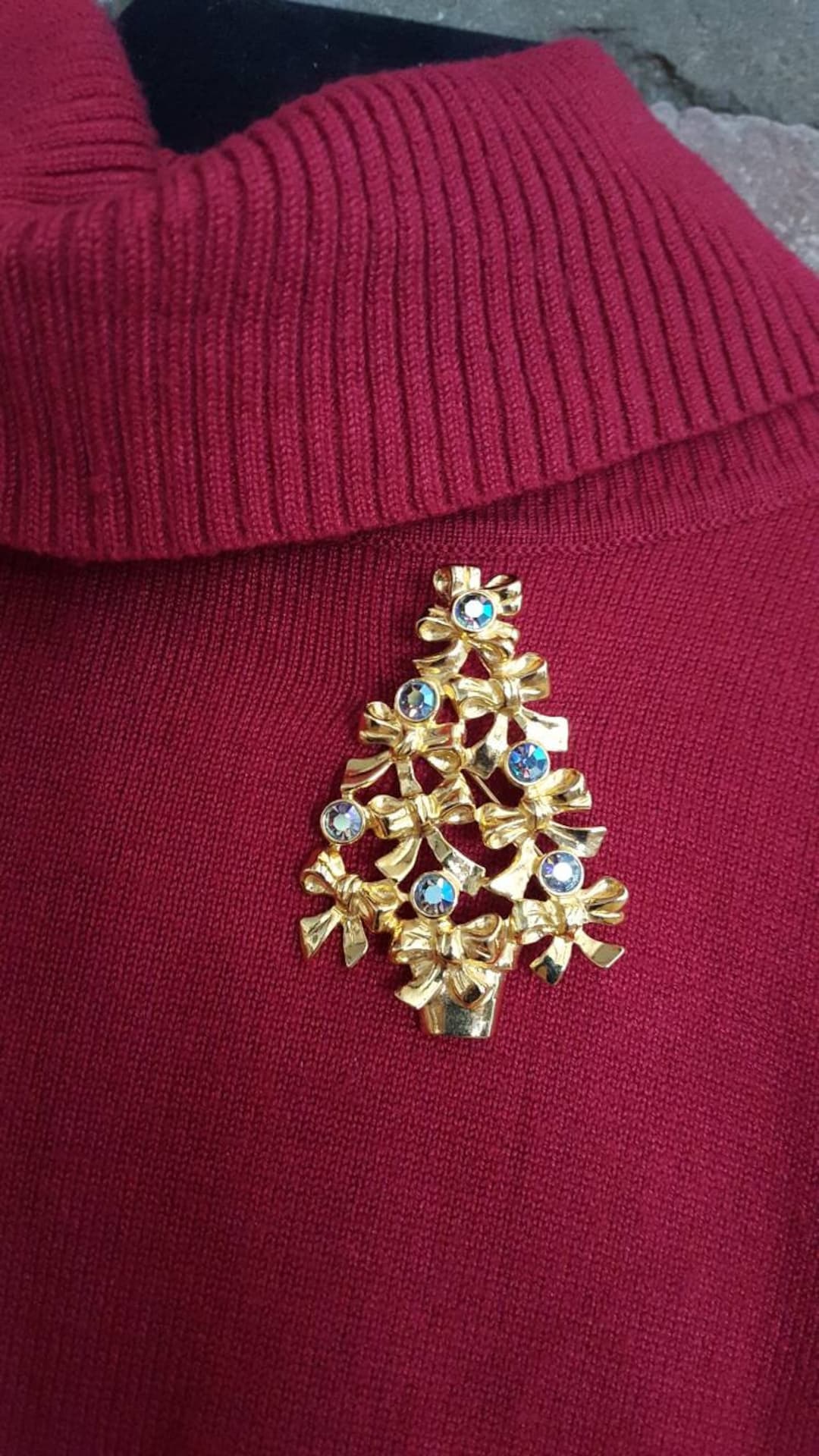 Avon Christmas Bow Tree Gold Pin Brooch Iridescent Aurora Borealis ...