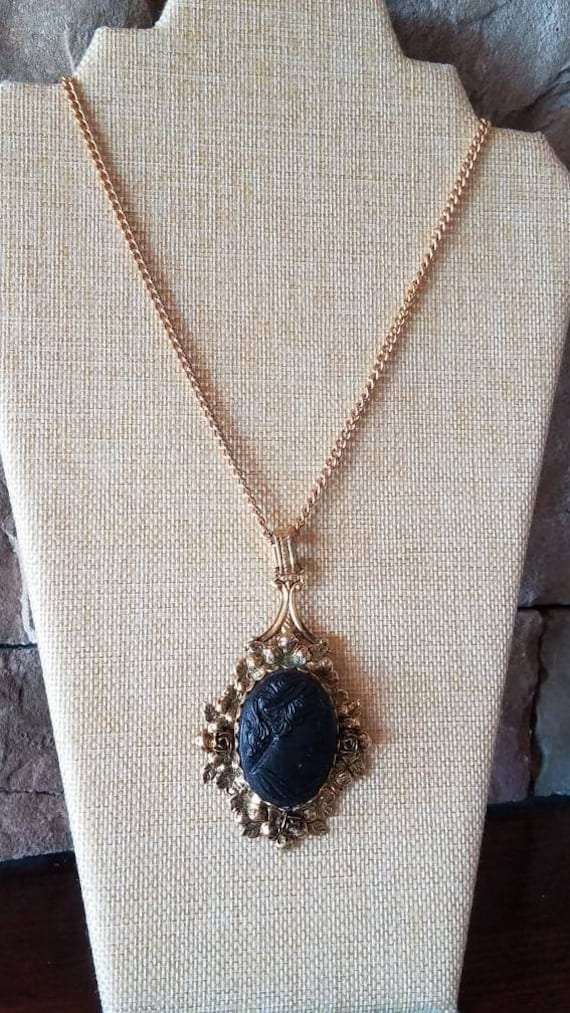 Cameo Large Statement Pendant  Necklace Black Came
