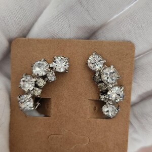 Vintage Rhinestone Silver Tone Clip On Earrings High End 1950s 1060s Earrings Women&#39;s Jewelry Ear Jewelry Wedding Jewelry Fancy Earrings