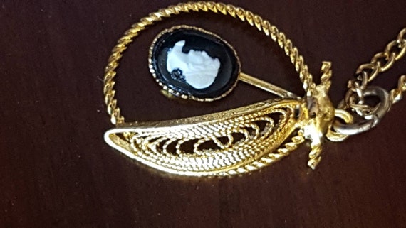 Vintage Gold Black White Cameo Necklace With 17" … - image 7