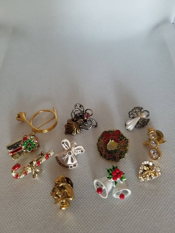 Vintage Lot Of Christmas Brooch Brooches Pins - image 8