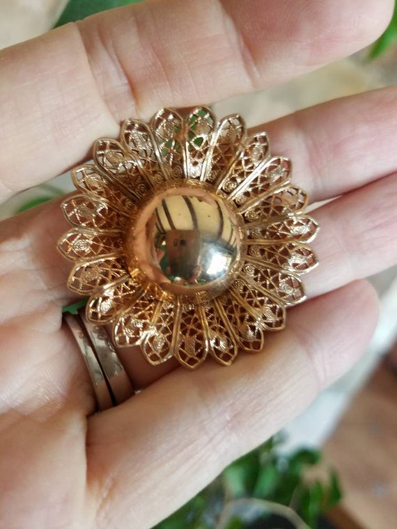 Vintage Gold Filigree Sun Flower Daisy Brooch Pin